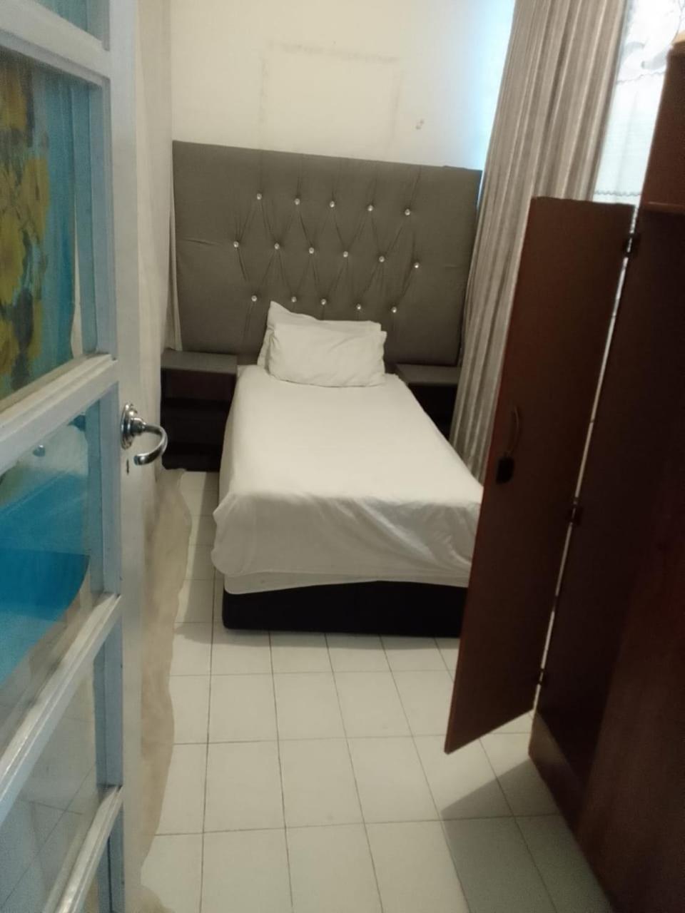 One Rosebank Stay Йоханесбург Екстериор снимка